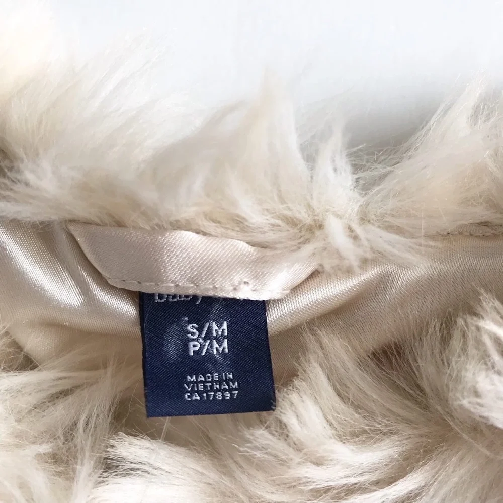 Babygap NWT faux fur shrug jacket 12-24 months